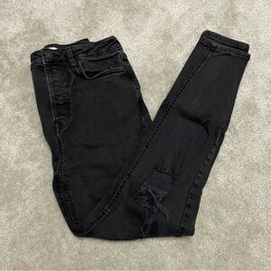 Forever 21 High-Rise Ripped Jeans - Black - Size 30